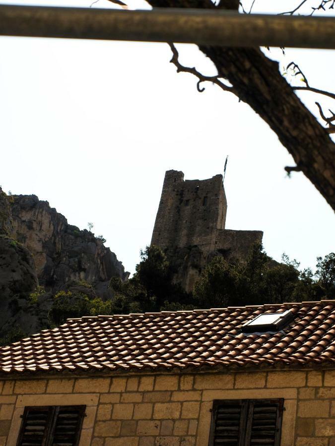 House Nataniel In Omis Near Sea Lejlighed Eksteriør billede